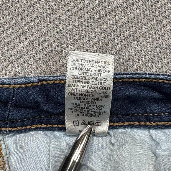 Maurices Womens Blue Denim Curvy Jeans Rolled Cuffs Mid Rise Size 5/6 Reg - Picture 12 of 12